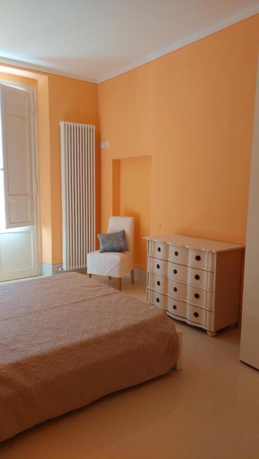 La Casa Del Mago Camere E Appartamenti Pissignano Екстериор снимка
