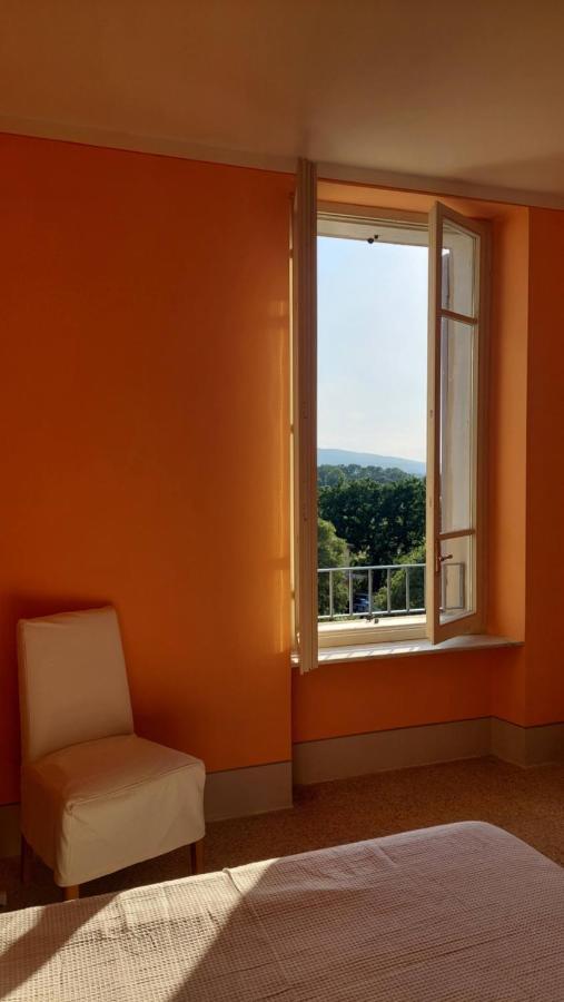 La Casa Del Mago Camere E Appartamenti Pissignano Екстериор снимка