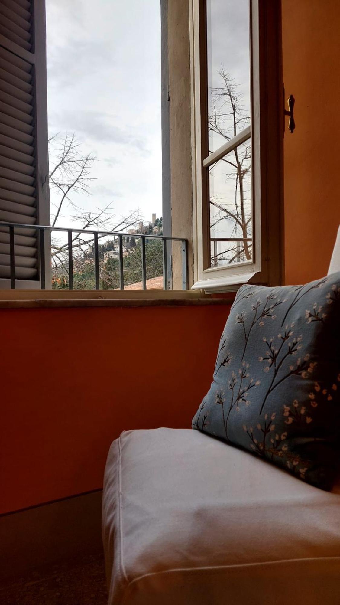 La Casa Del Mago Camere E Appartamenti Pissignano Екстериор снимка